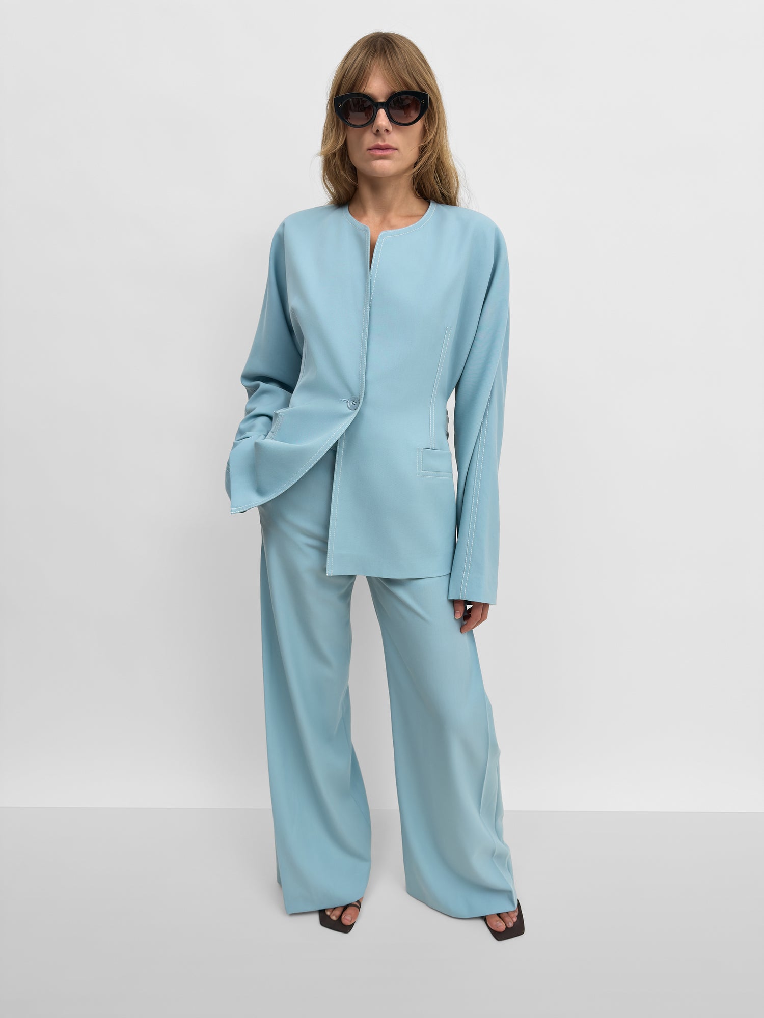 The Faro cinched blazer jacket