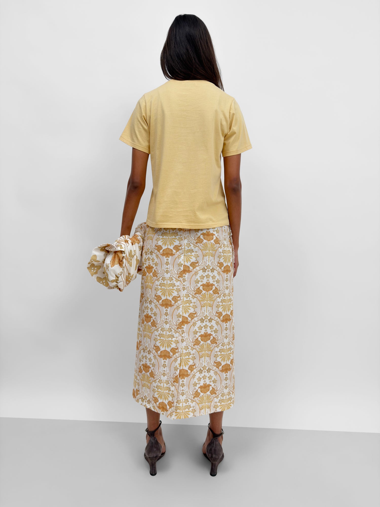 The Margot baby t-shirt with lace collar print