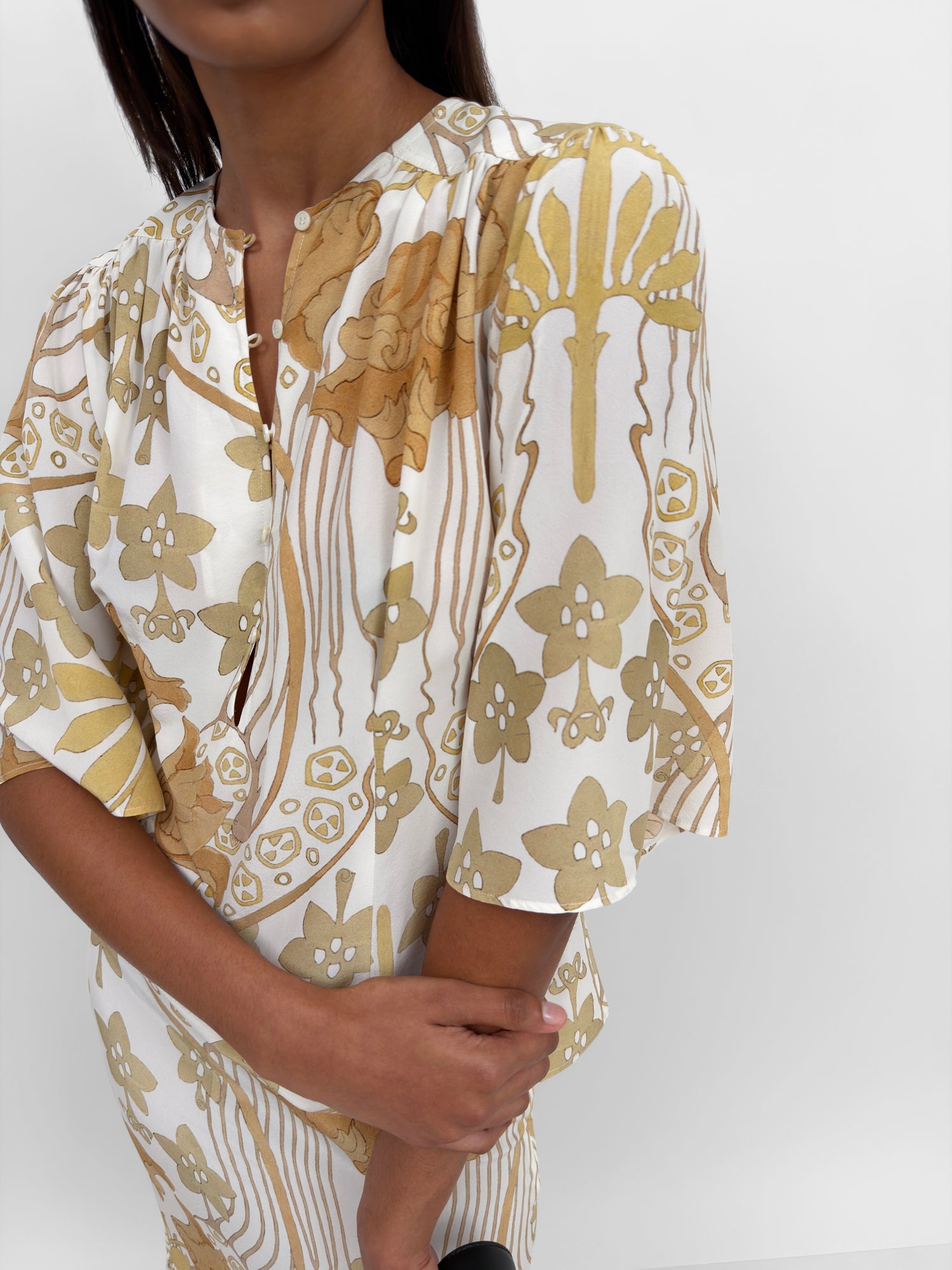 The Wiveka Tulip blouse