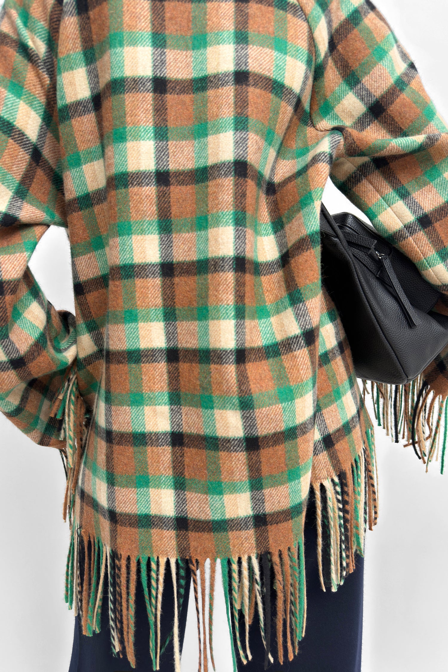 The Yuna blanket jacket with fringes
