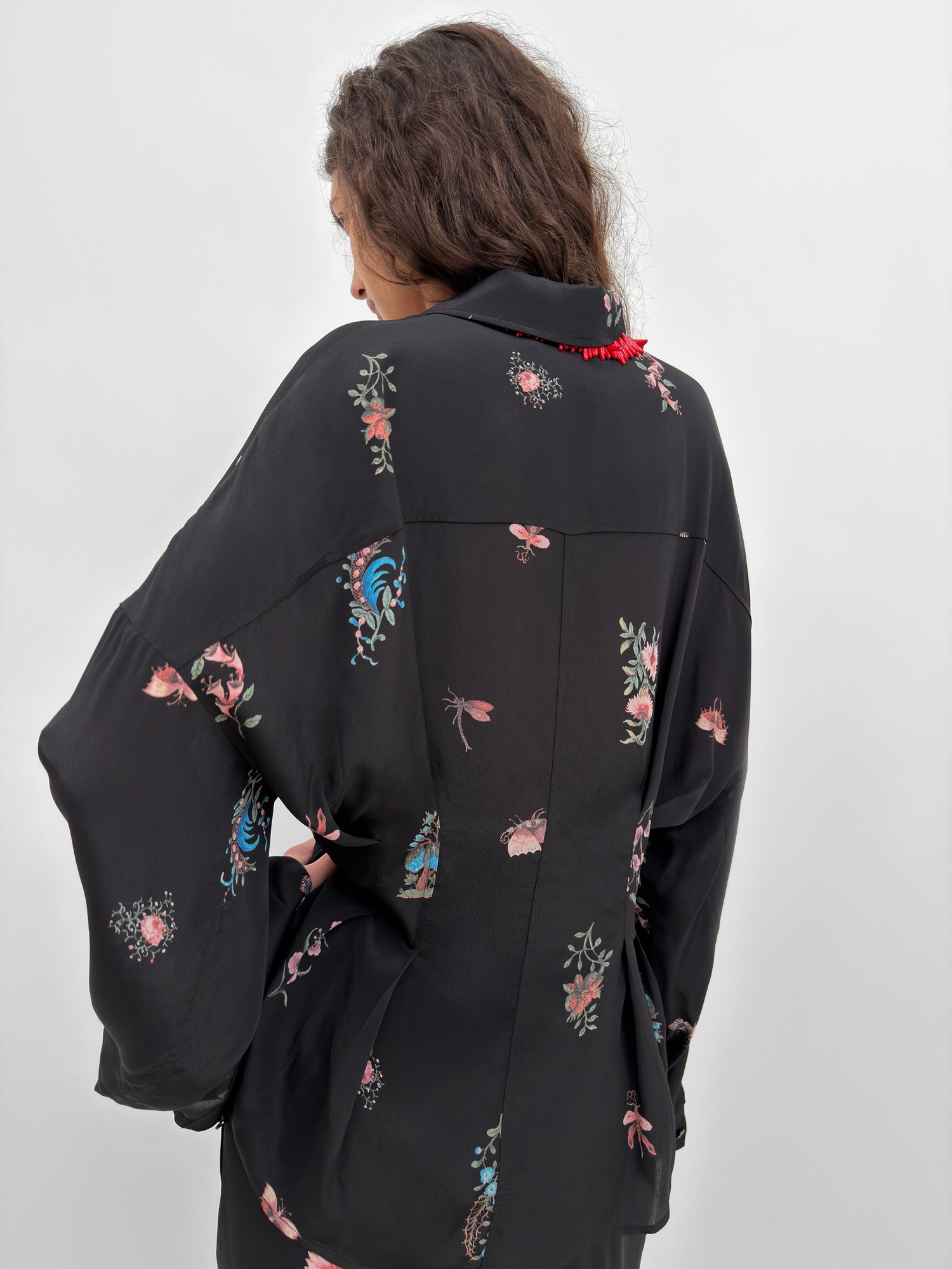 The Apollo cinched shirt in Duchess