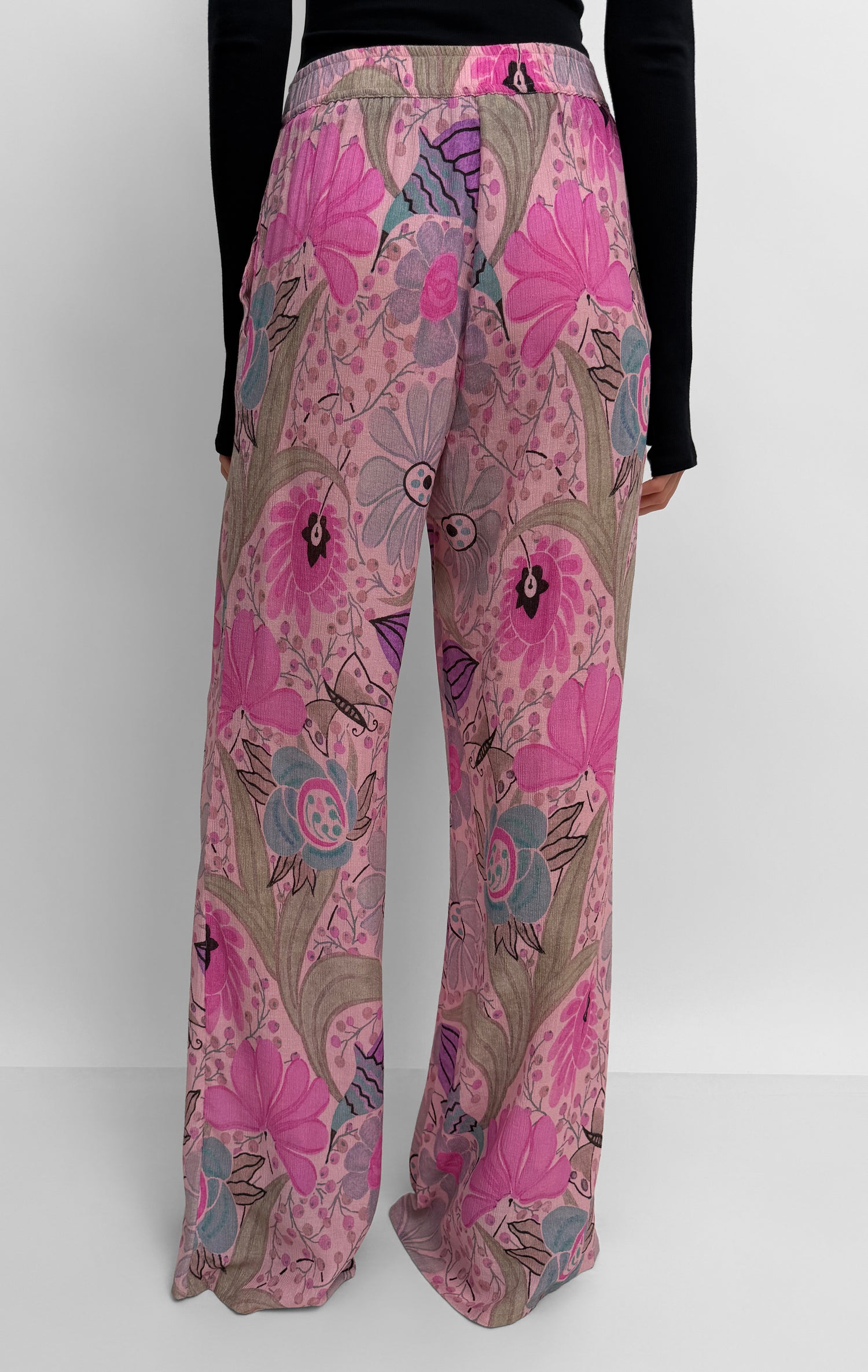 The Ezra dressed track pant in Ducharne