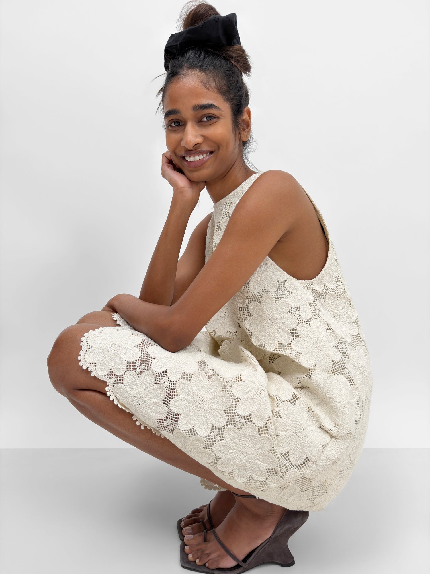 The Rut broderie anglaise scrunchie
