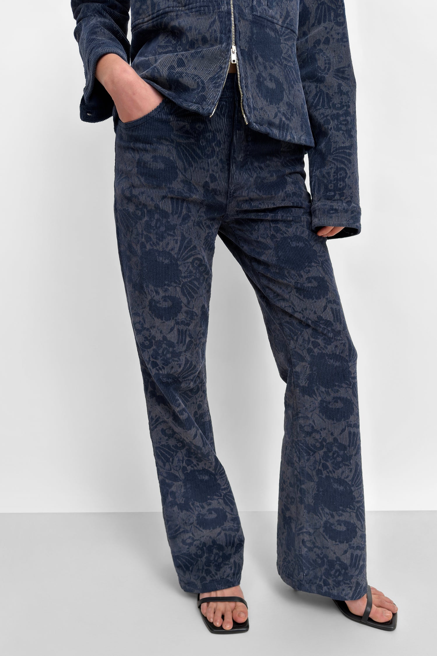 The Mida soft cord kickflare pant