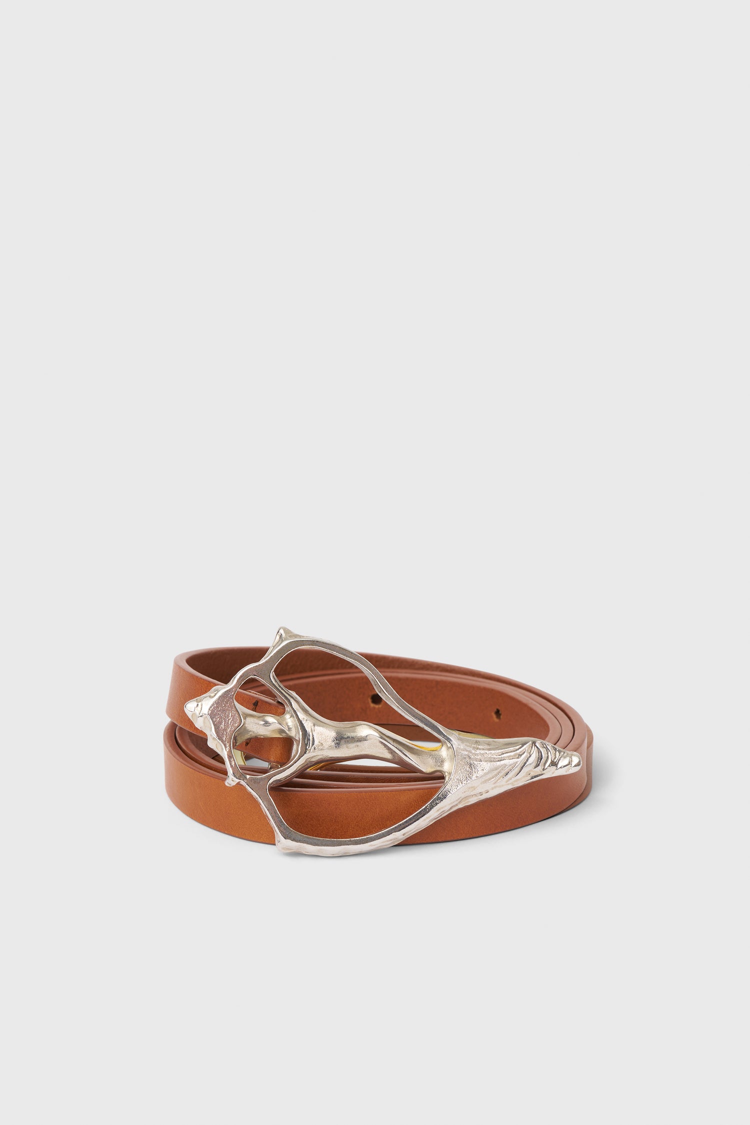 The Seashell leather belt