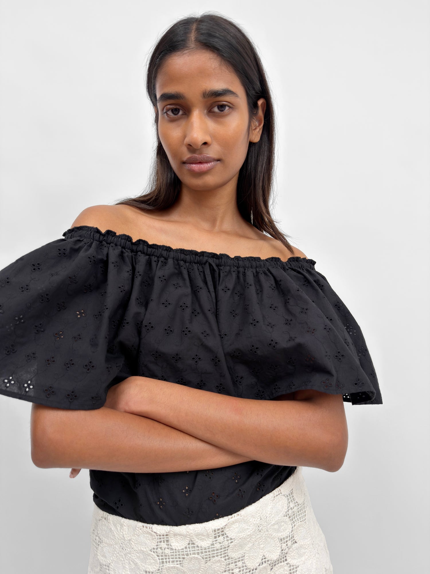 The Siv singoalla broderie anglaise top