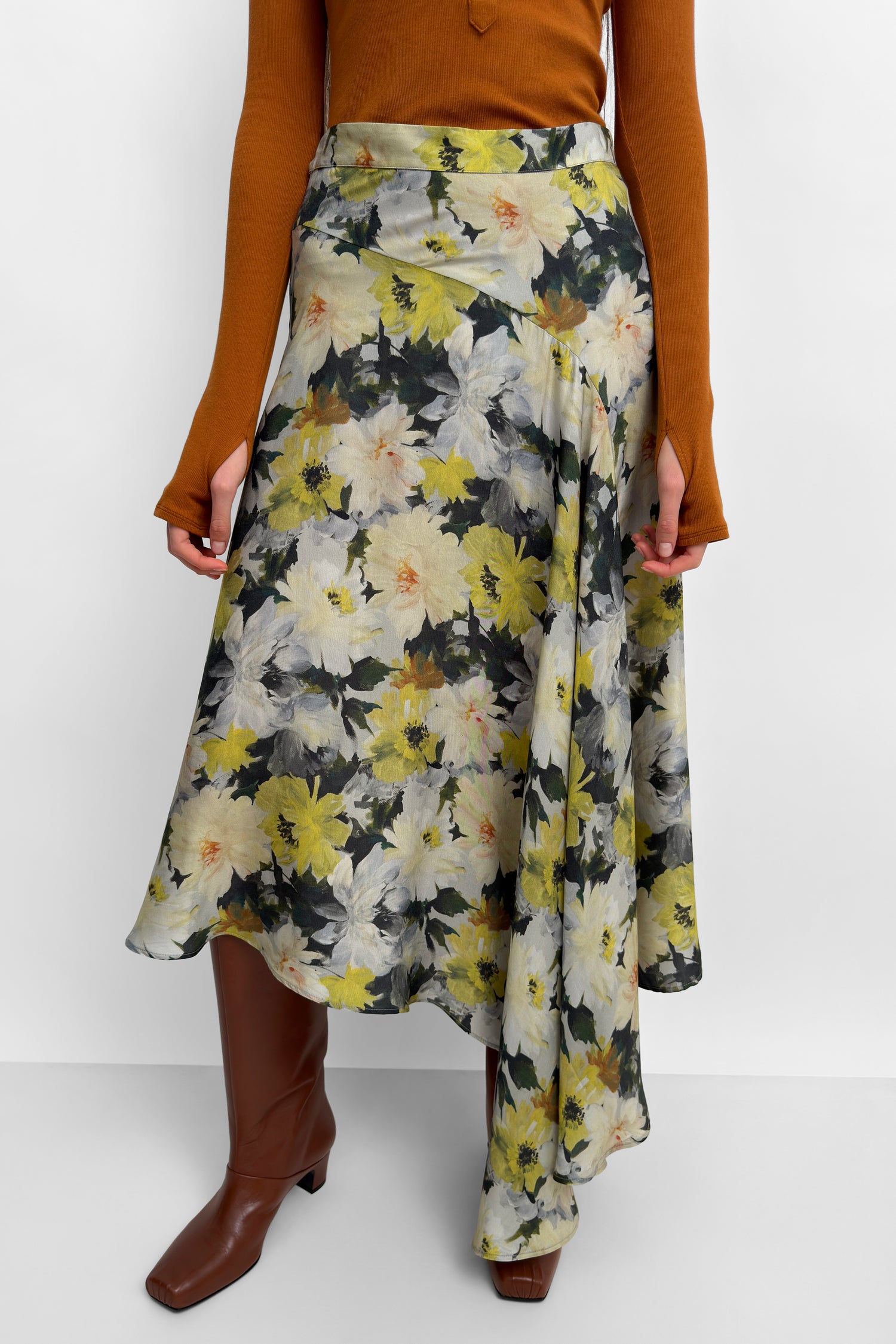 The Sween asymmetric skirt