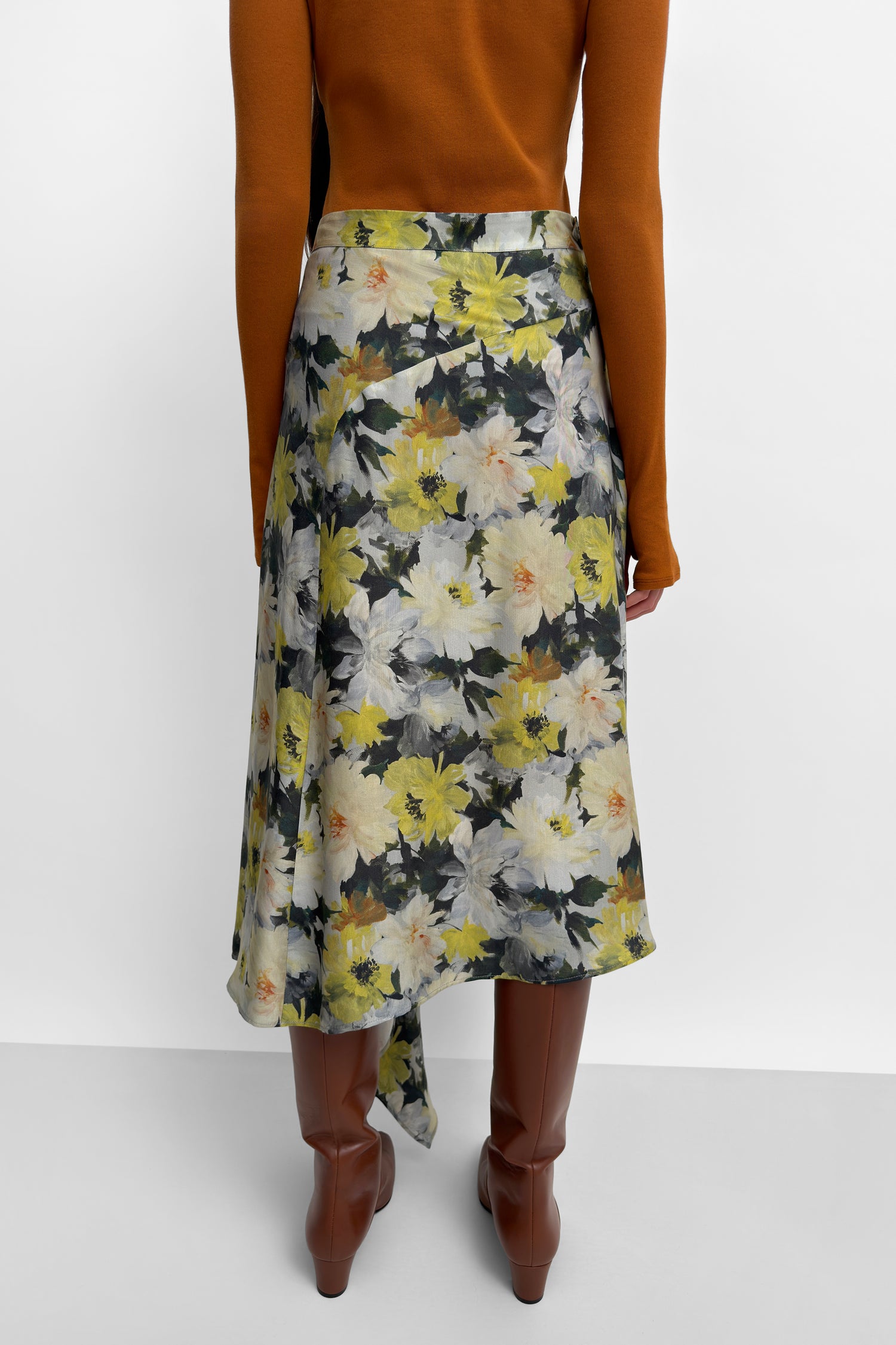 The Sween asymmetric skirt
