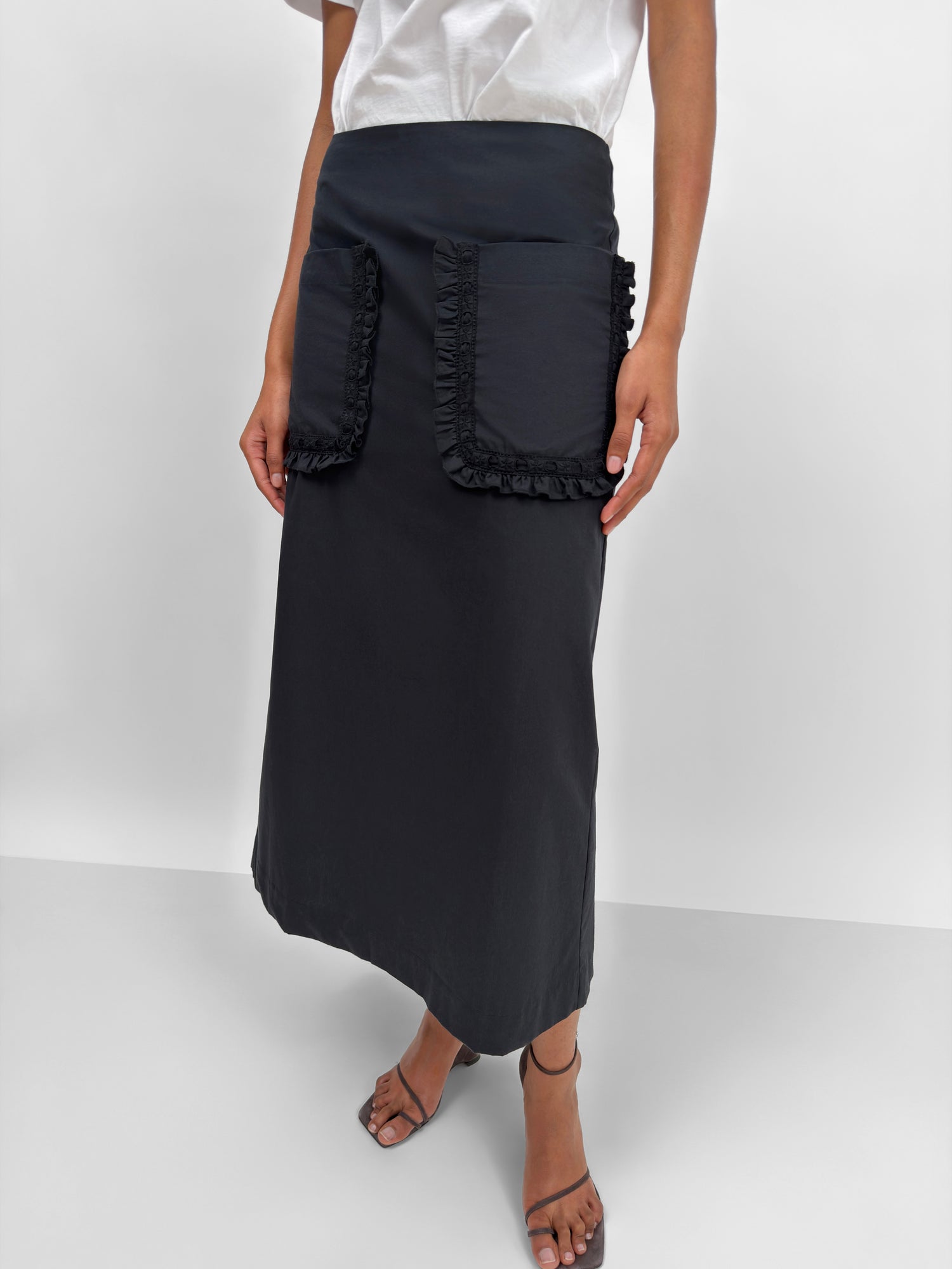 The Ulrika apron pencil skirt