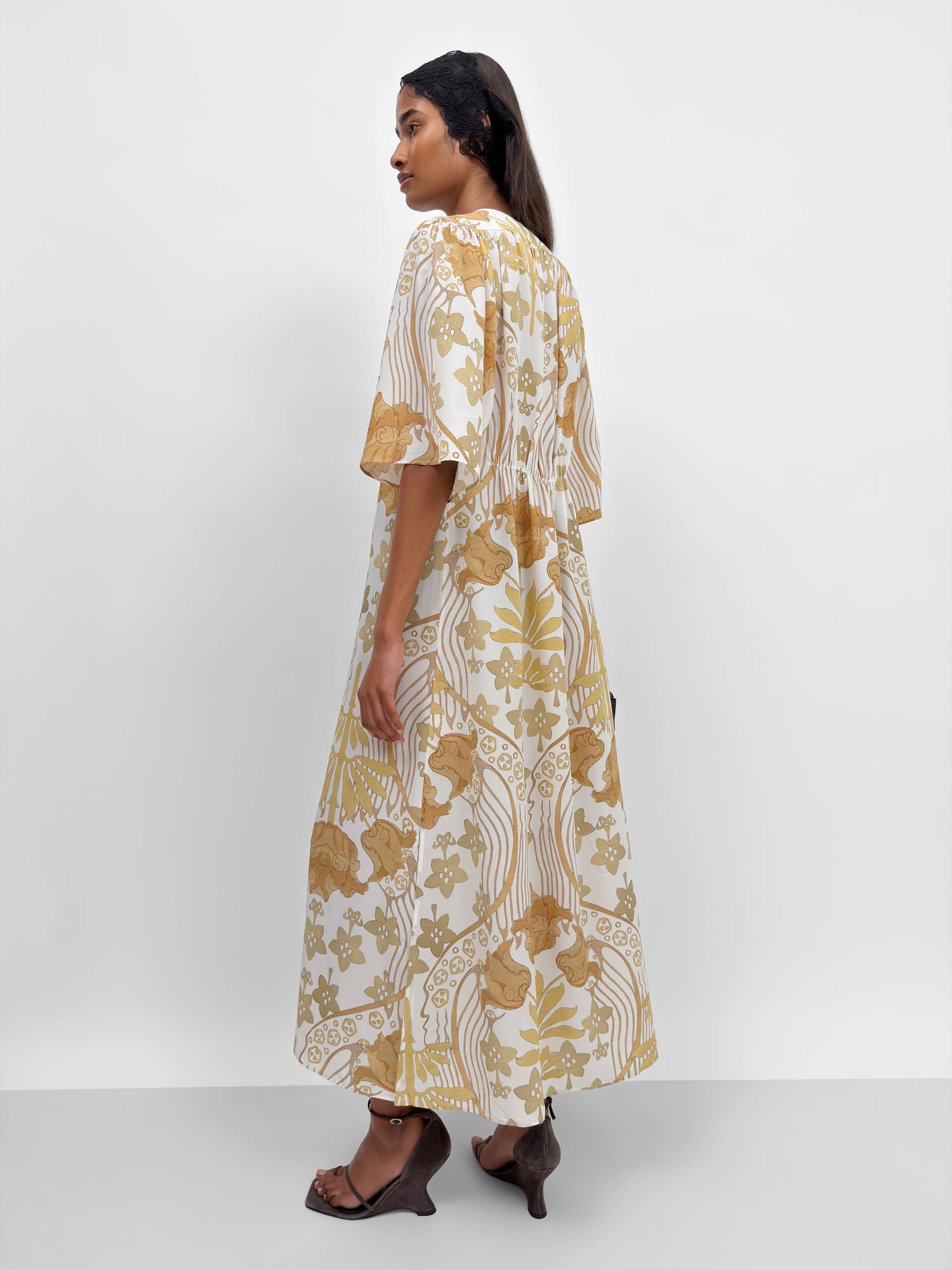 The Victoire silk blend blouse dress in Tulip print
